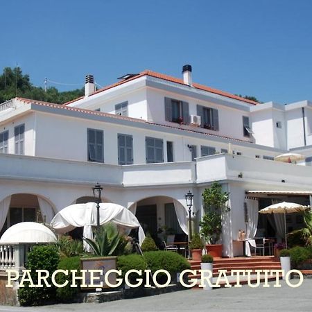 Hotel Torre Celle Ligure Ngoại thất bức ảnh