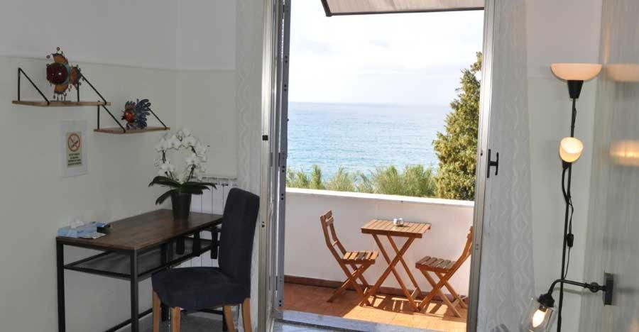Hotel Torre Celle Ligure Ngoại thất bức ảnh